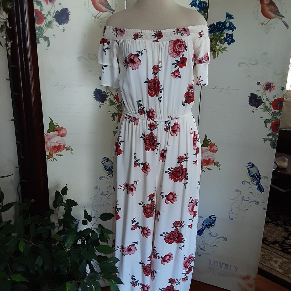 Jumpsuit - Picture 8 of 10